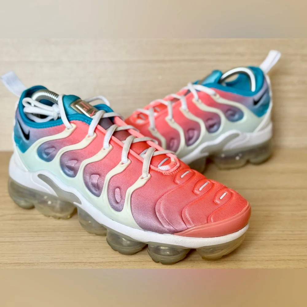 Nike Air Vapormax Plus Lava Glow